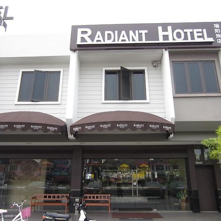 Radiant Hotel Sitiawan Eksteriør bilde