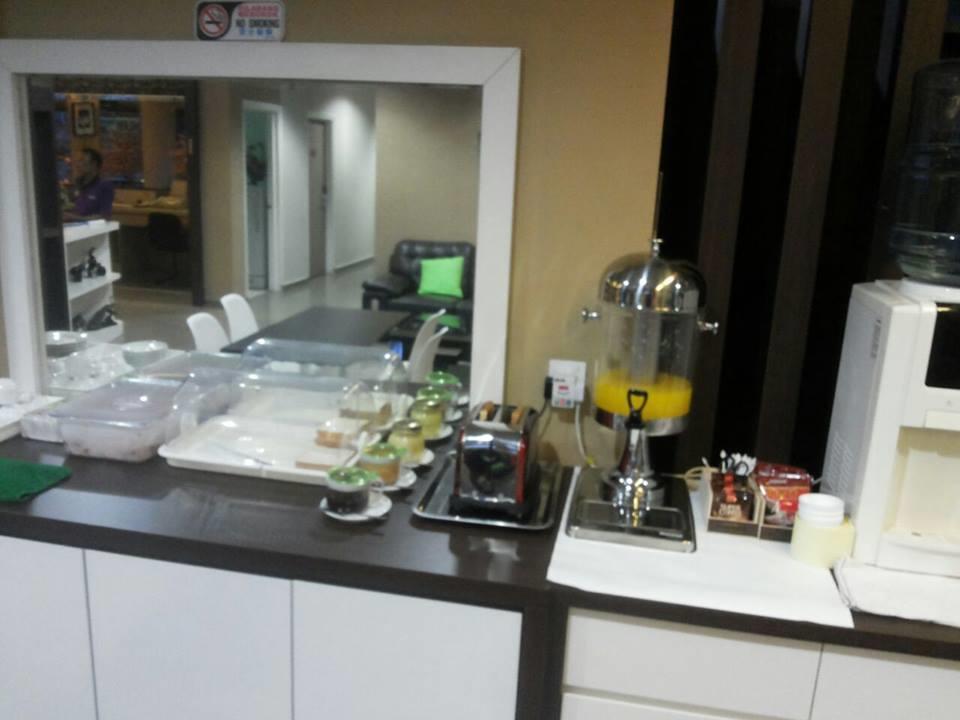 Radiant Hotel Sitiawan Eksteriør bilde