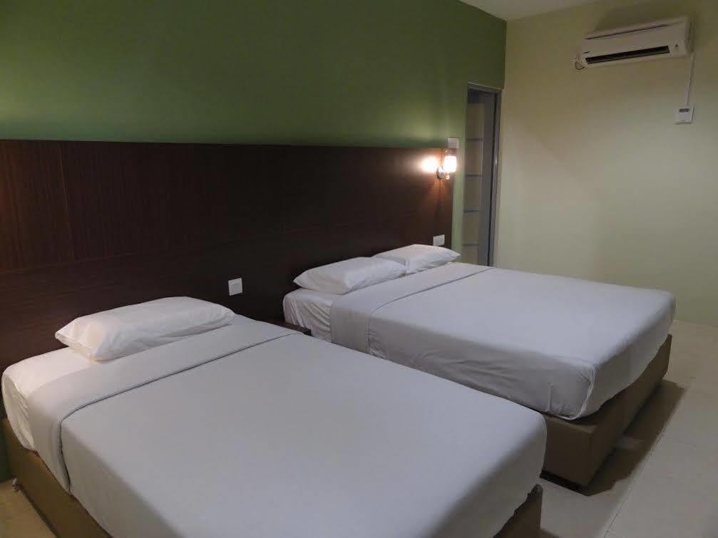 Radiant Hotel Sitiawan Eksteriør bilde